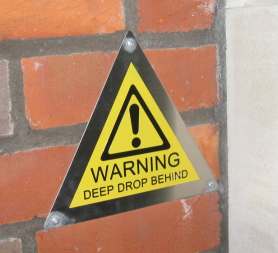 Warning Deep Drop Behind